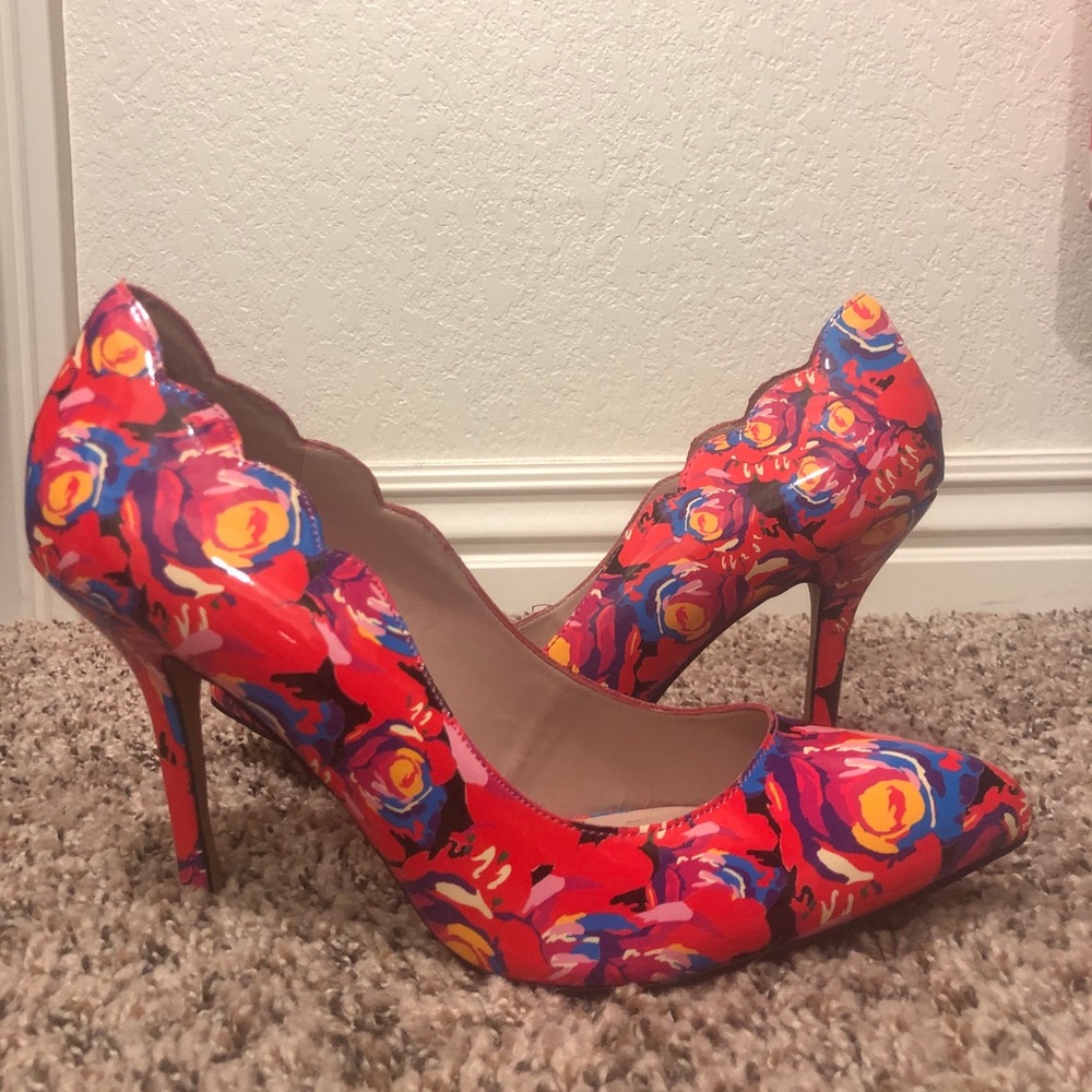 Betsy Johnson size 11 heels